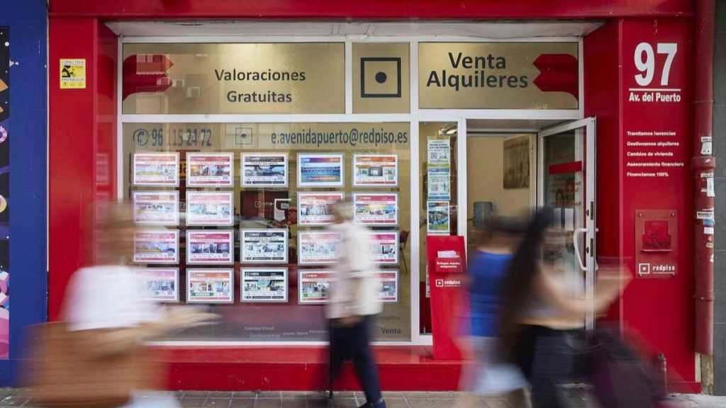 Alerta del Banco de España alquiler transferencia bancaria