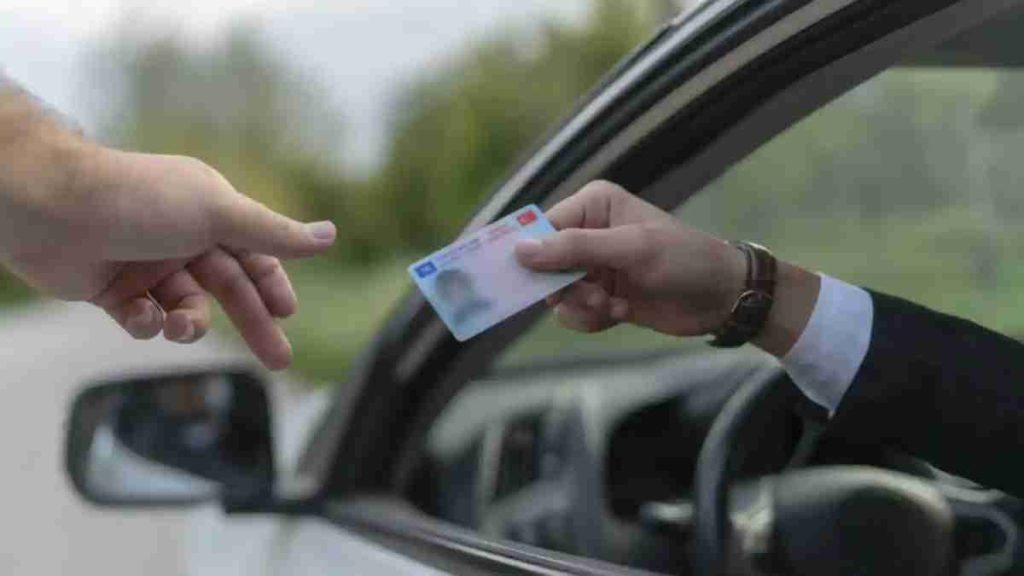 La DGT ofrece el carnet de conducir gratis